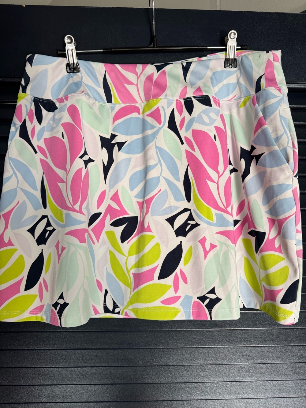 Tommy Bahama Golf Floral Skort Size Large